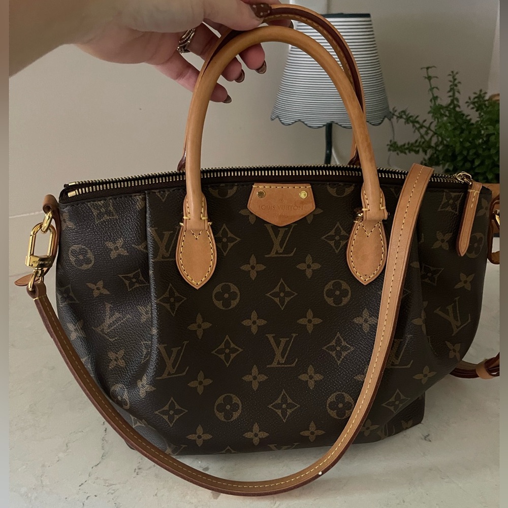 Louis Vuitton Turenne MM bag